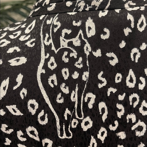 Ted Baker London “WMB Gaelle” Cat Jacquard Bow Blouse – Size 3 (M) - Picture 6 of 13